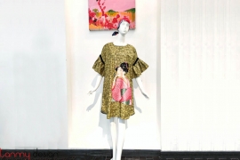 Kimono dress with Geisha embroidery